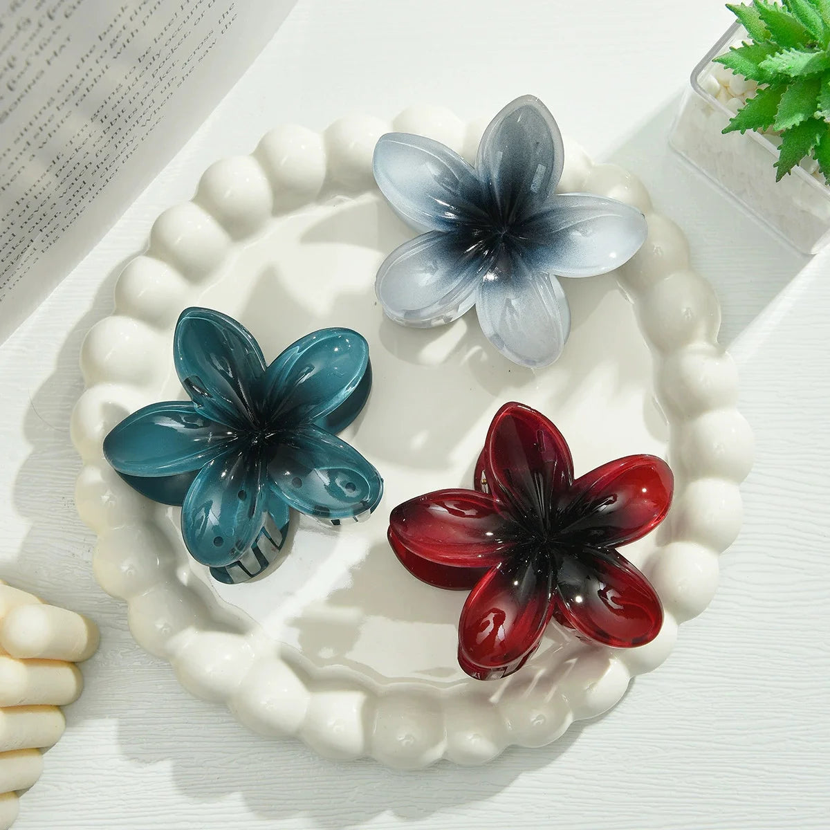 Gradient Flower Hair Clips