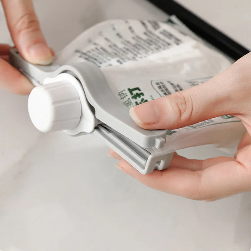 Screw Cap Sealing Clip